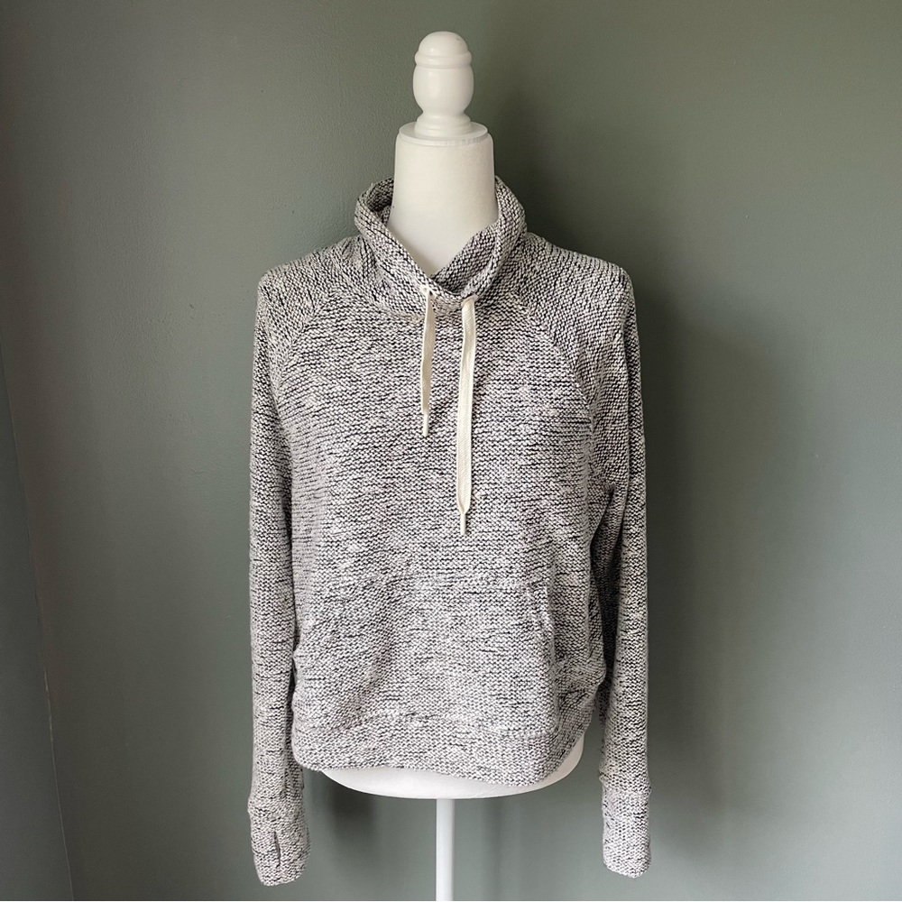 OFFLINE BY AERIE Black & White Snowday Mock Neck Sweatshirt